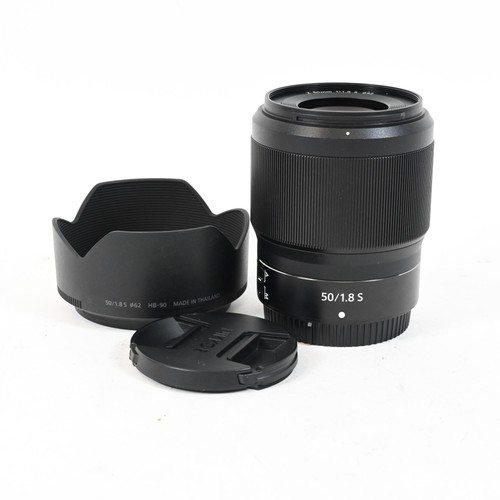 Nikon nikkor 50mm - nikkor, f1.8