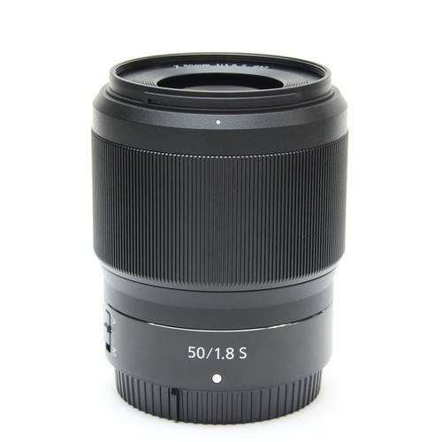 Nikon nikkor 50mm - f/1.8, s